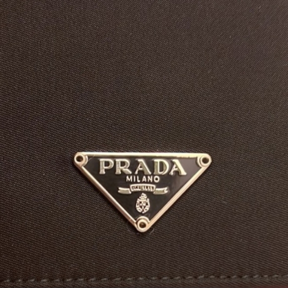 Authentic Prada Agenda/Passport Holder - Picture 8 of 17